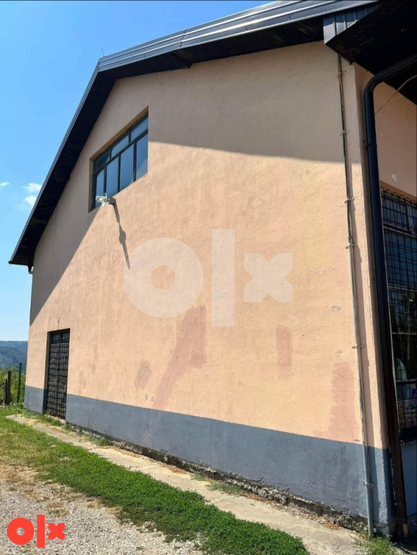 IZDAJE SE poslovni prostor Srebrenik (Ljenobud) 2