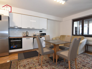 Dvosoban namješten stan, 59m2 / ul. Kečina, Stari Grad