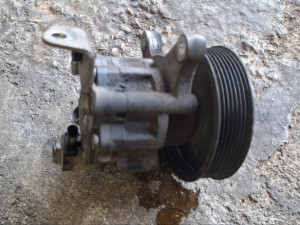 Servo pumpa w212  V6 642 W204 350 320 CDI sa strujom