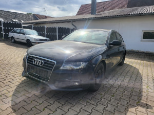 AUDI A4 2.0 TDI S-line*NAVI*LED*XENON*KOZA*PDC*ECC