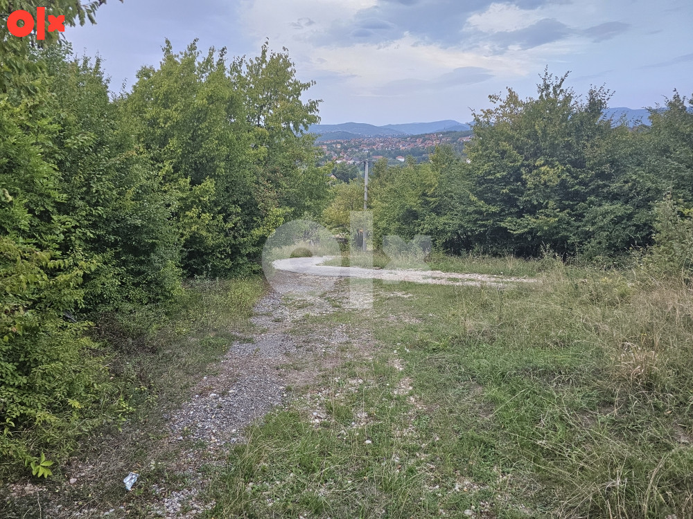 Zemljište Istočna Ilidža Kasindo 300 metara od Osnovne Škole 19