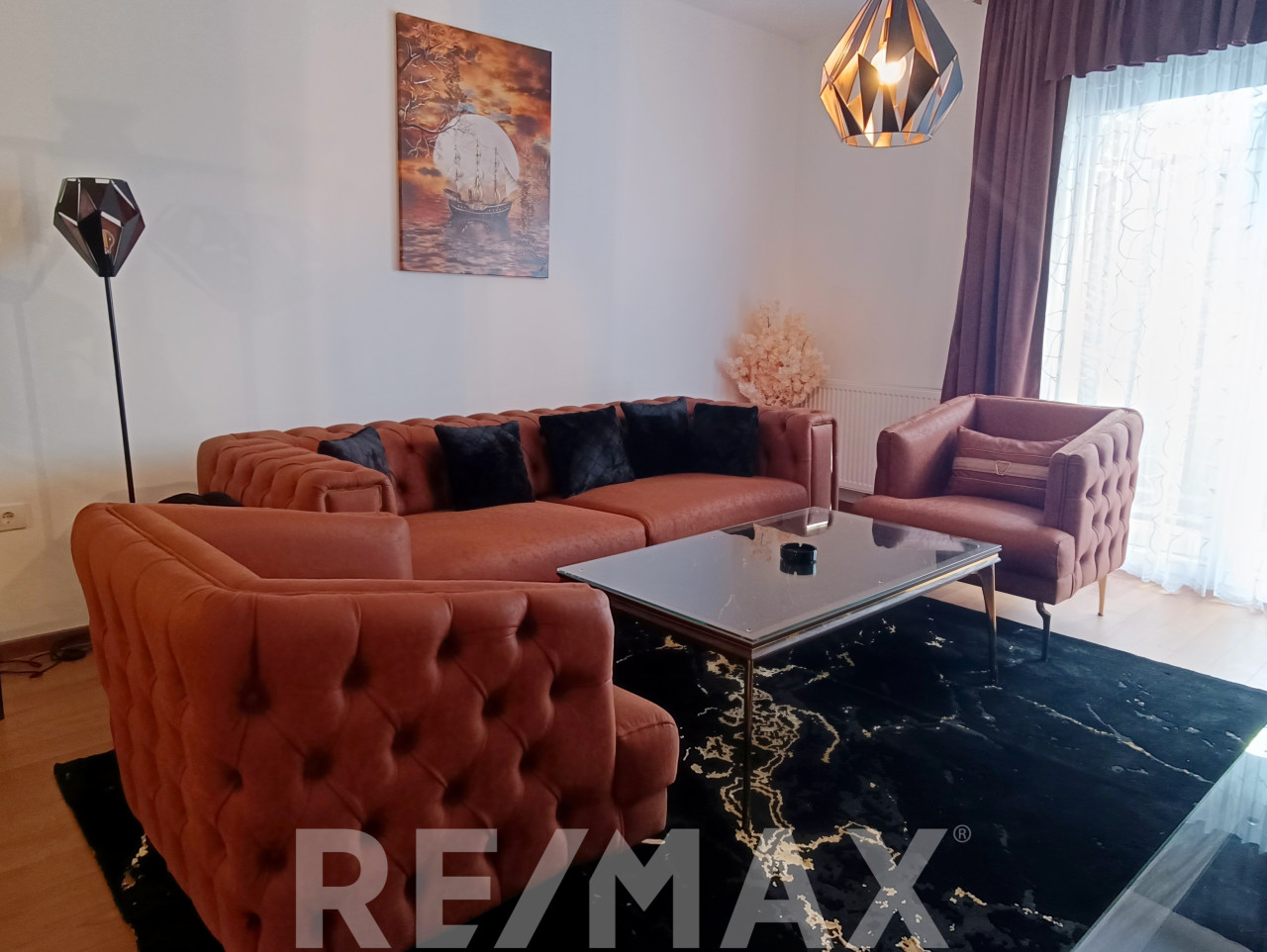 Luksuzan, nov trosoban stan 80m2 sa dva garažna mjesta, Ada 2