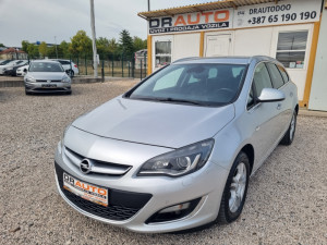 Opel Astra J 2.0cdti 121kw 2015gp *AUTOMATIK*KAMERA*NAVI*