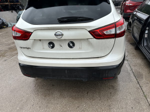 Branik Nissan Qashqai 2015