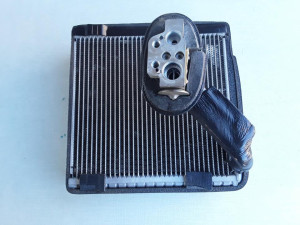 1K0820679 KONDENZATOR KABINE N SKODA YETI 2013-
