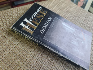 DEMIJAN, Herman Hese