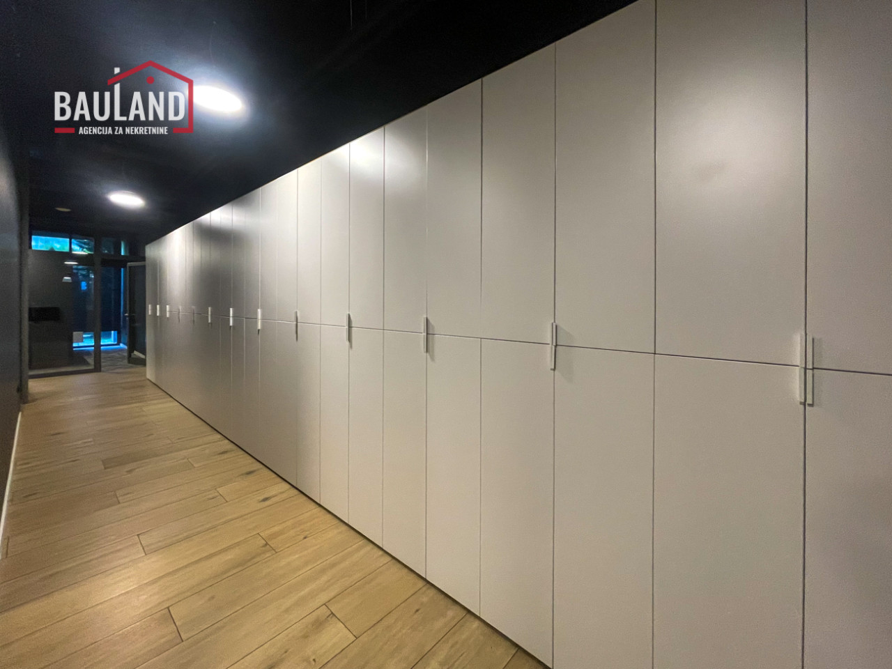 BAULAND/ Poslovni prostor 874m2/ Dijamant, Otoka 13