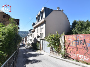 Garsonjera-32m2, balkon, I sprat / Mejtaš, Centar