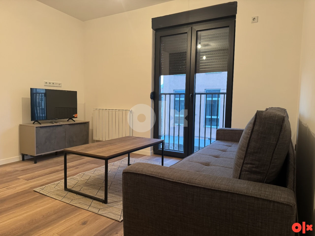 Stan Tuzla novogradnja centar 34m2 - namješten
