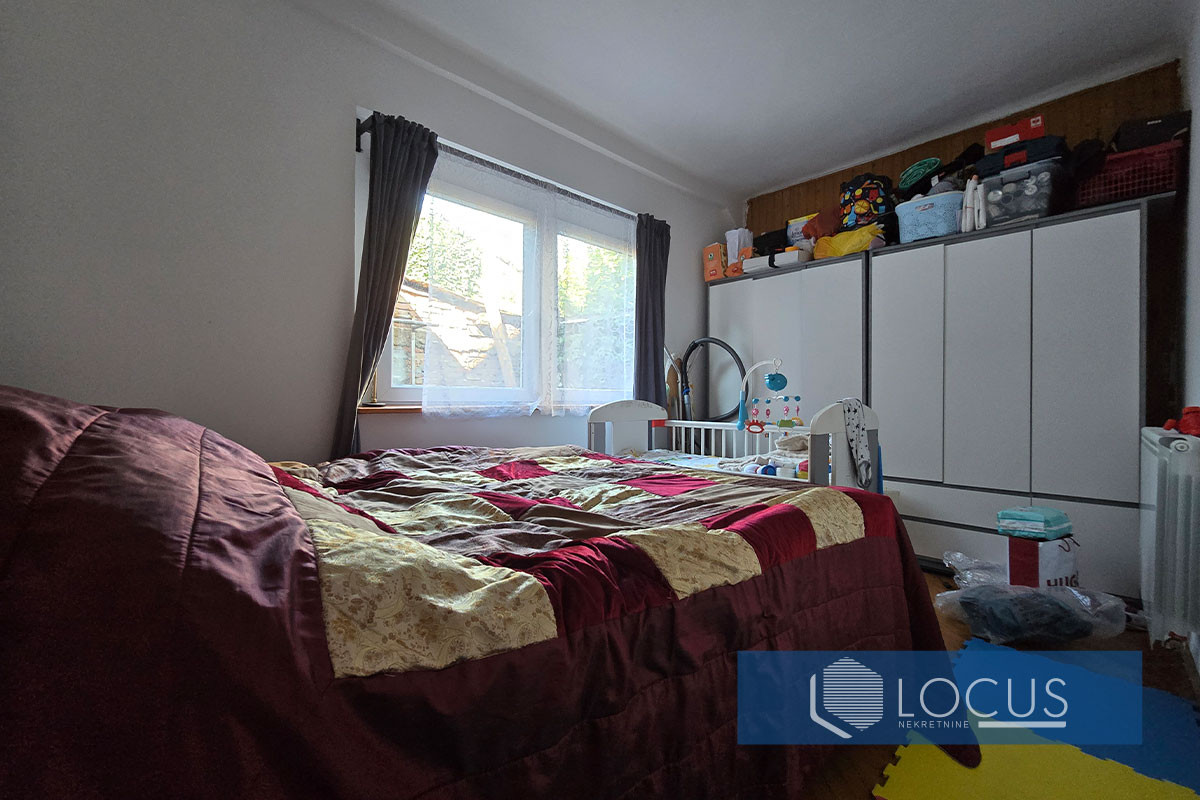 LOCUS:Trosoban stan sa garažom, Čobanija, Centar 7