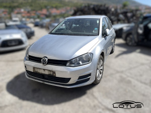 Vozilo u dijelovima VW GOLF 7 1.6 TDI 77 kW 2012-2016 CLHB