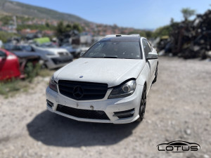 Vozilo u dijelovima MERCEDES C180 AMG CGI C204 coupe 1.8 M271