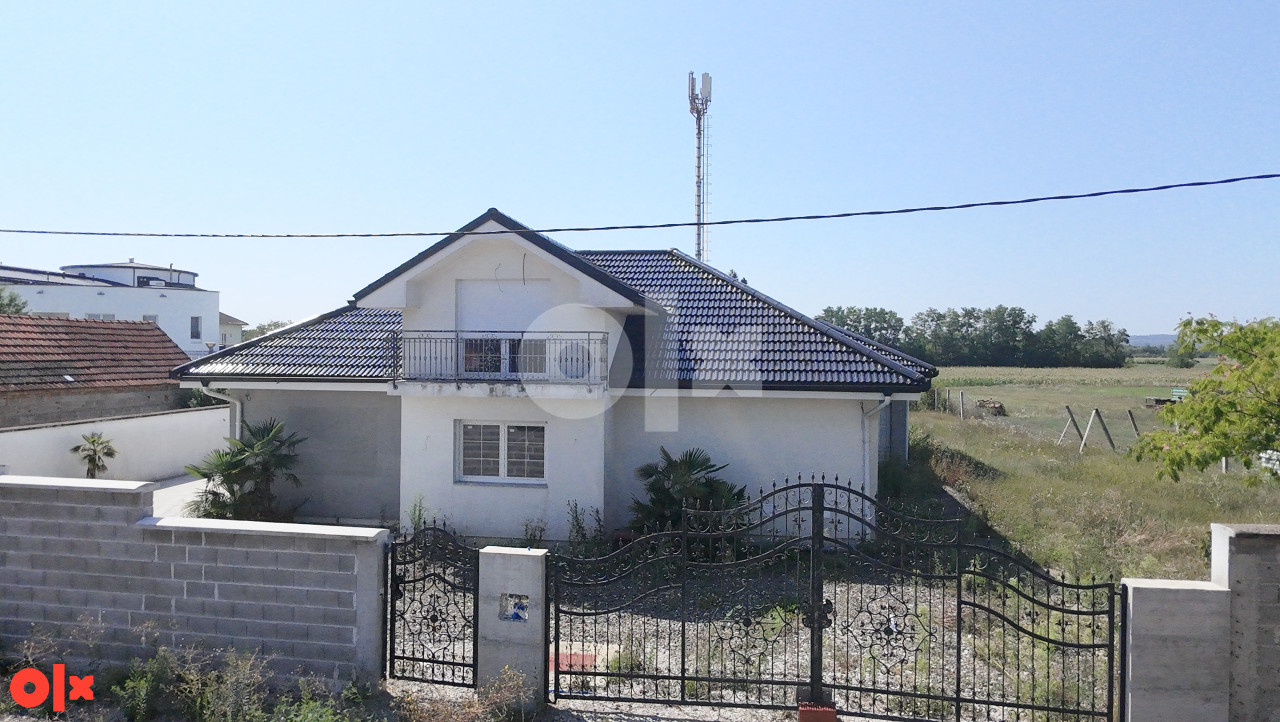 Nova moderna kuća 300m2 Aleksandrovac