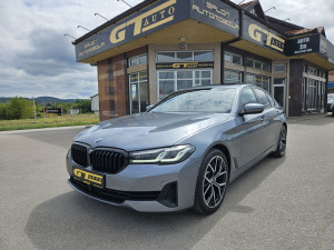 BMW 520d Sport Line FaceLift/Kamera/Ful Led/Alu 19/Koza/Siber
