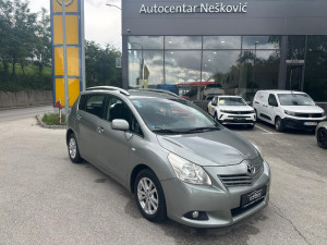 Toyota Verso 2.0 D-4D Style 2012 93kW BiH porijeklo