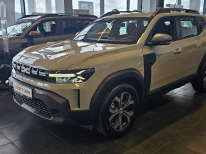 Dacia Duster  1.0 tce 100KS  Fabrički plin 2025