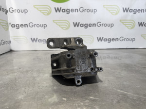 Nosac motora Volkswagen Passat 7