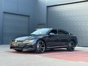 VW Arteon 2.0 TDI DSG 4Motion 2x R-line Virtual Kamera New Model