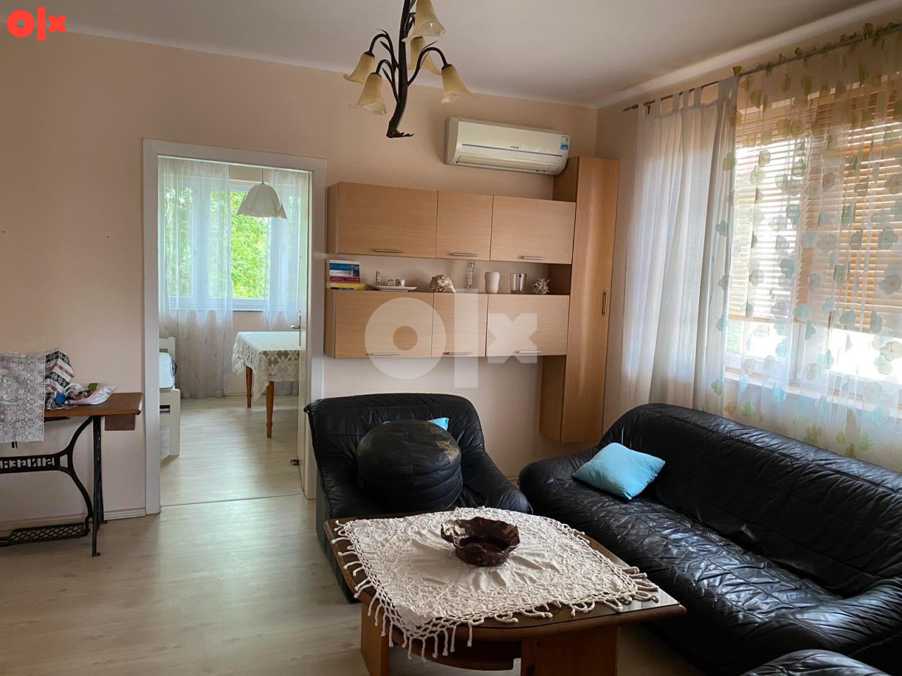 Stan Tuzla 210m2 9