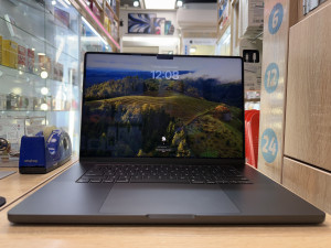 MacBook Pro M3 Pro 16" 18/512GB *BEZ KUTIJE*