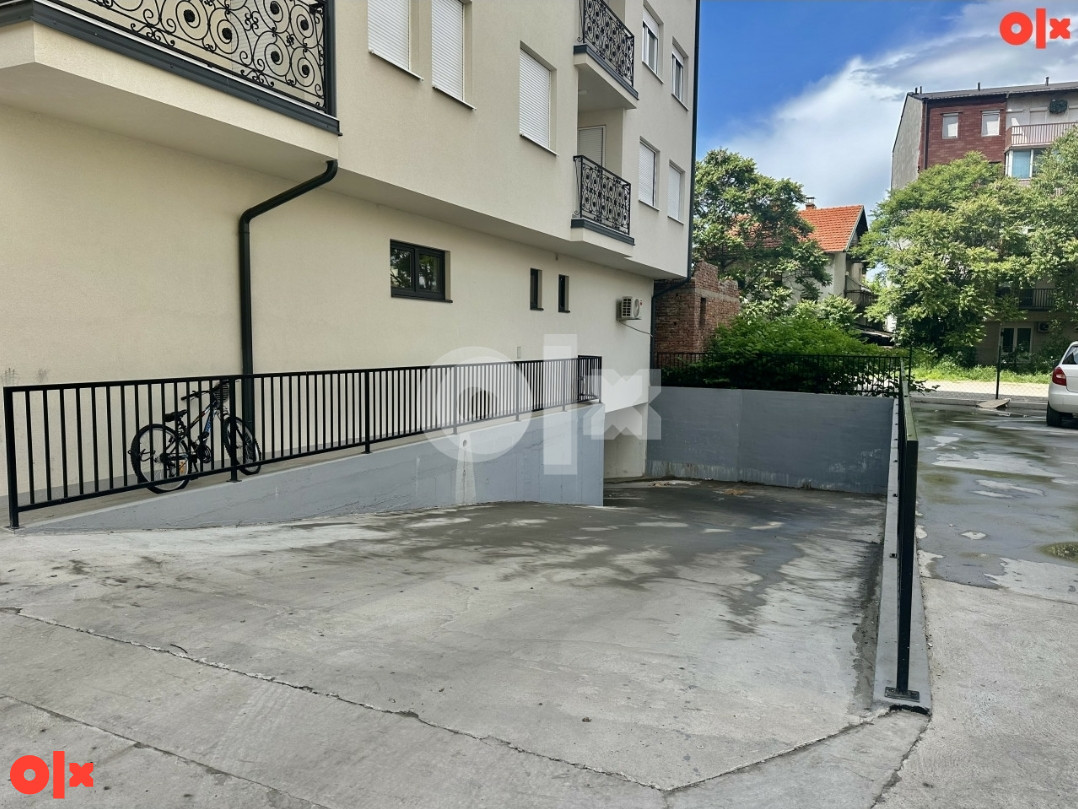 Garaža Bijeljina 15m2 2