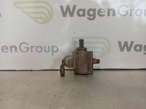Pumpa goriva Volkswagen Golf 5 (fotografija 2)