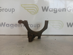 Nosac poluosovine Volkswagen Tiguan (fotografija 1)
