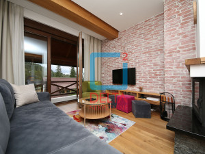 Namješten trosoban apartman / parking / Jahorina