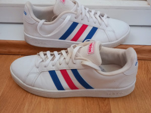 Patike tene muske Adidas 46 broj orginal