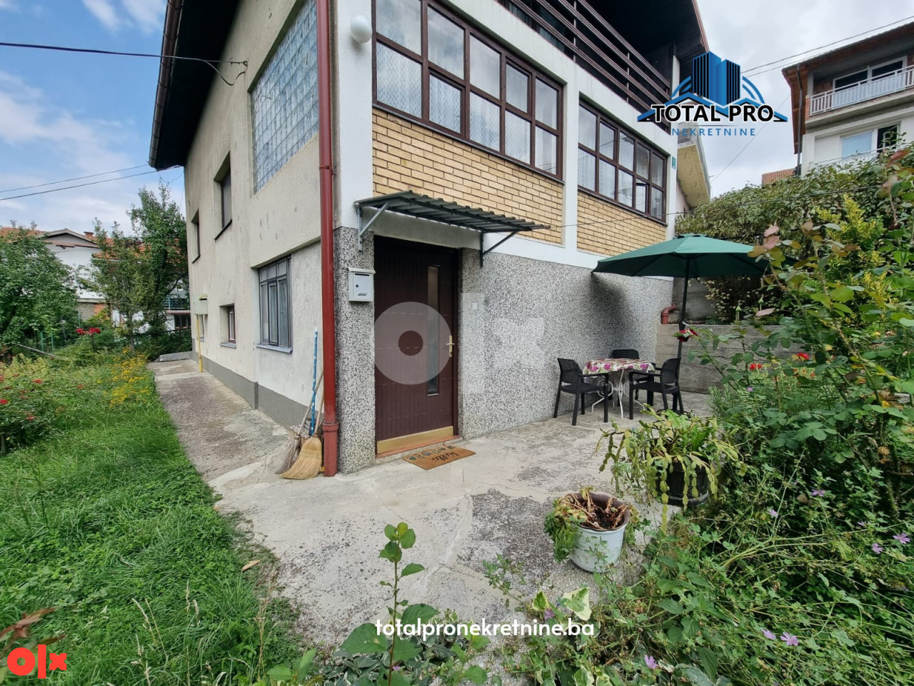TOTAL PRO / Kuća s dvorištem i garažom 270m2 / Boljakov Potok 3