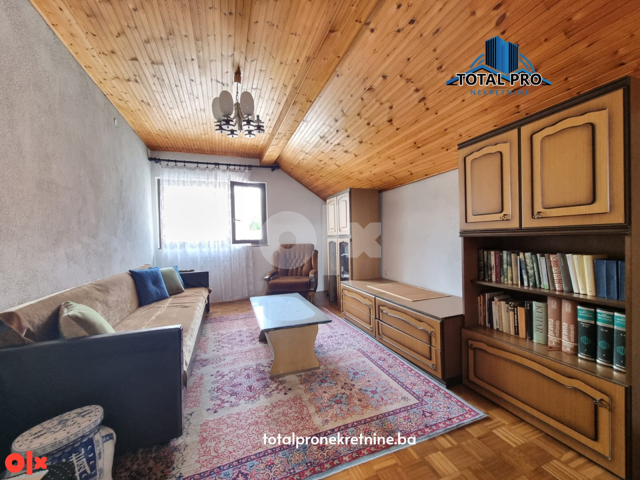TOTAL PRO / Kuća s dvorištem i garažom 270m2 / Boljakov Potok 21