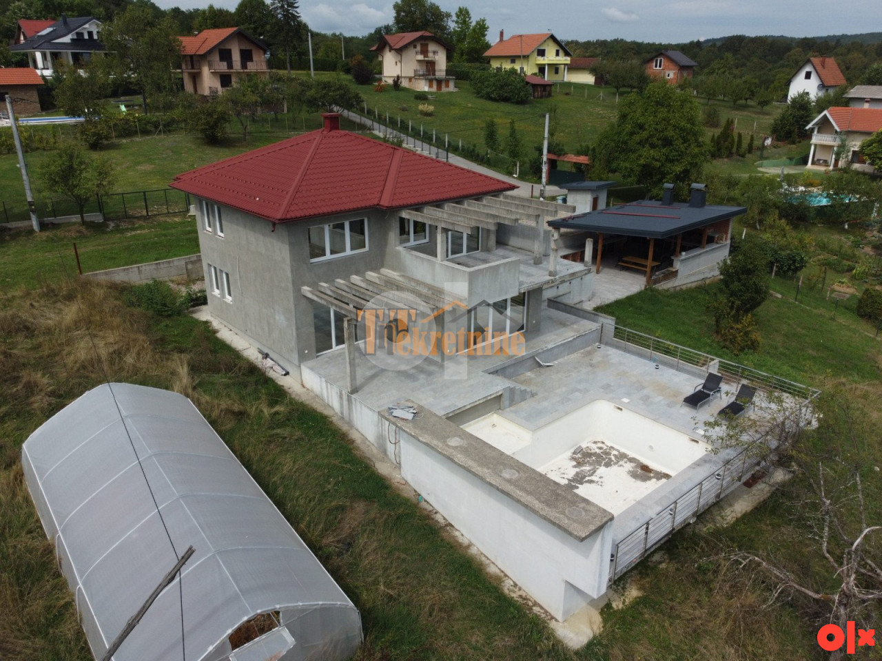 Exluzivna kuća sa bazenom - Slatina 5