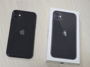 IPHONE 11 128GB Baterija 100% Kao Novo Garancija Radnje
