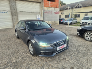 AUDI A4 B8 2.0 TDI 88 KW, 2009. G.P.