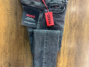 Hlače Hugo Boss (30 31 32 33 34)