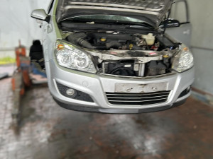 Vozilo u dijelovima OPEL ASTRA H 1.7 CDTi