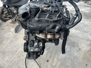Can motor dijelovi glava pumpa dizne Audi A6 4F 2010 (fotografija 3)