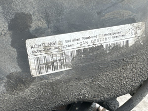Can motor dijelovi glava pumpa dizne Audi A6 4F 2010 (fotografija 5)