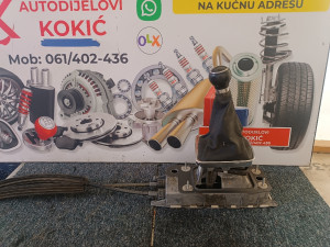 RUCICA MJENJACA TIGUAN KOKIC