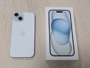 IPHONE 15 128GB Baterija 94% Kao Novo Bez ostecenja Garancija