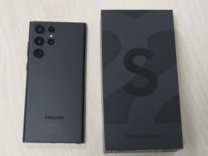 GALAXY S22 Ultra 5G 12/256GB Kao Novo bez ostecenja Garancija