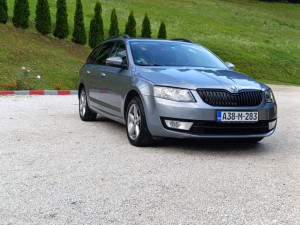 Škoda Octavia 2013g 17 77 kw DSG registrovana 07 2026 g