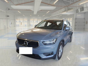 VOLVO XC40 2.0 D3 150ks 4x4 "Momentum" Full LED Virtual Kamera