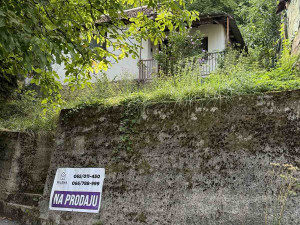 Zemljište 520m2 - Ulica Koste Vojinovića