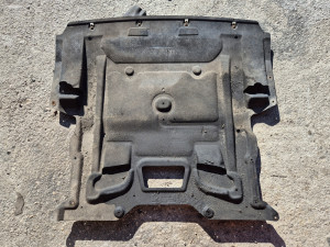 Bmw f01 f07 f10 f11 SUSPLEH MOTORA zastita poda podna plastika
