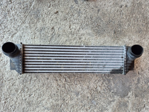 Bmw f01 f07 f10 f11 2.0d 3.0d n57 HLADNJAK ZRAKA interkulera