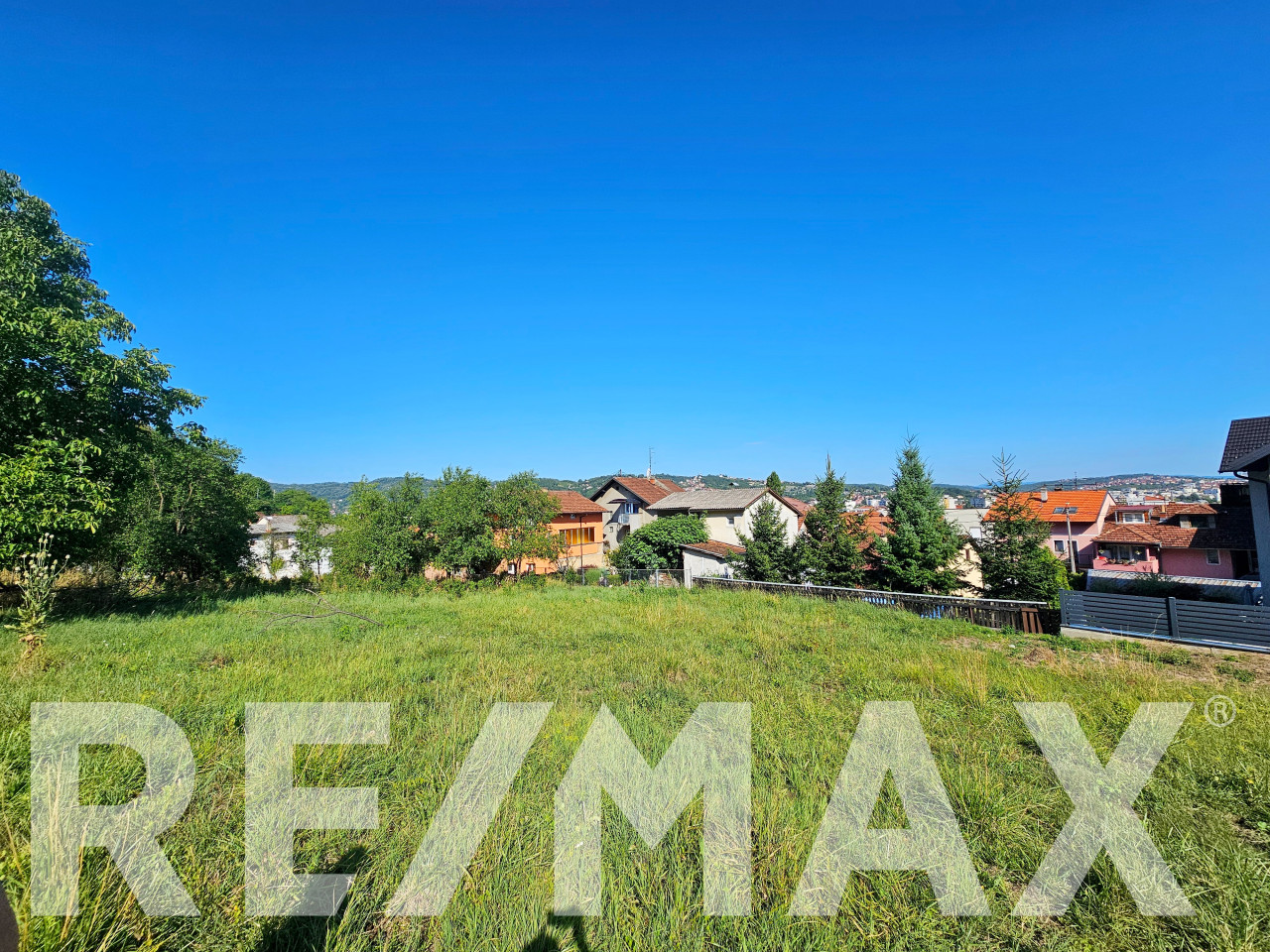 Zemljište 3622m2 za gradnju 4 kuće - Mejdan 3