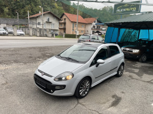 Fiat Punto Evo Sport 1.4 benzin 99kw Panorama/Koža