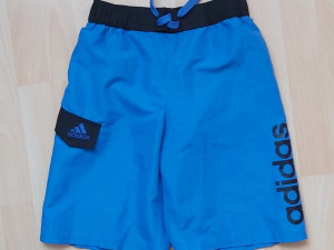 Dječiji šorc adidas original za uzrast 10-12 godina