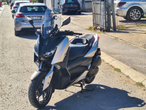 Yamaha X MAX 300
